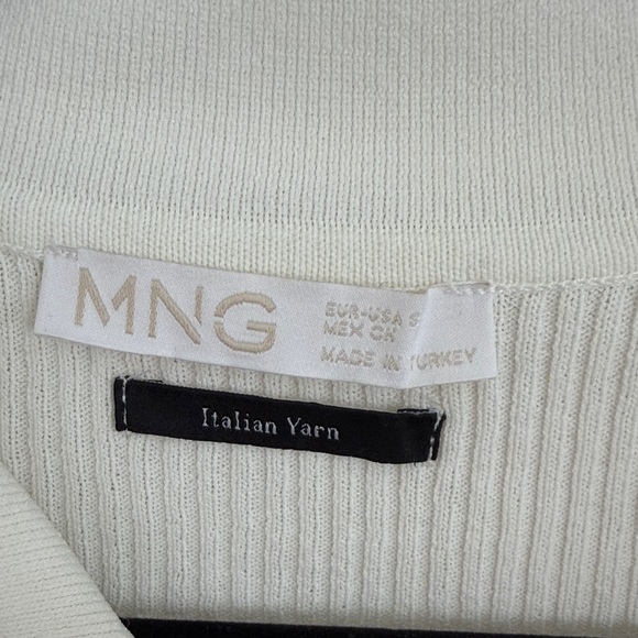Ivory Ribbed Polo Top - Picture 2 of 3